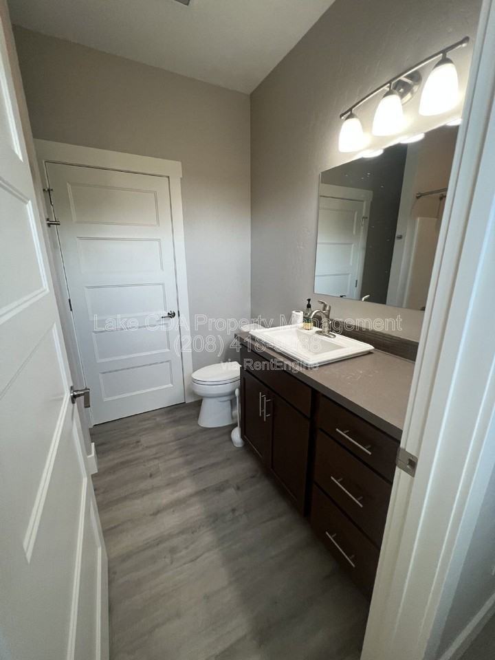 3343 N Rosalia Rd - Photo 4 of 34