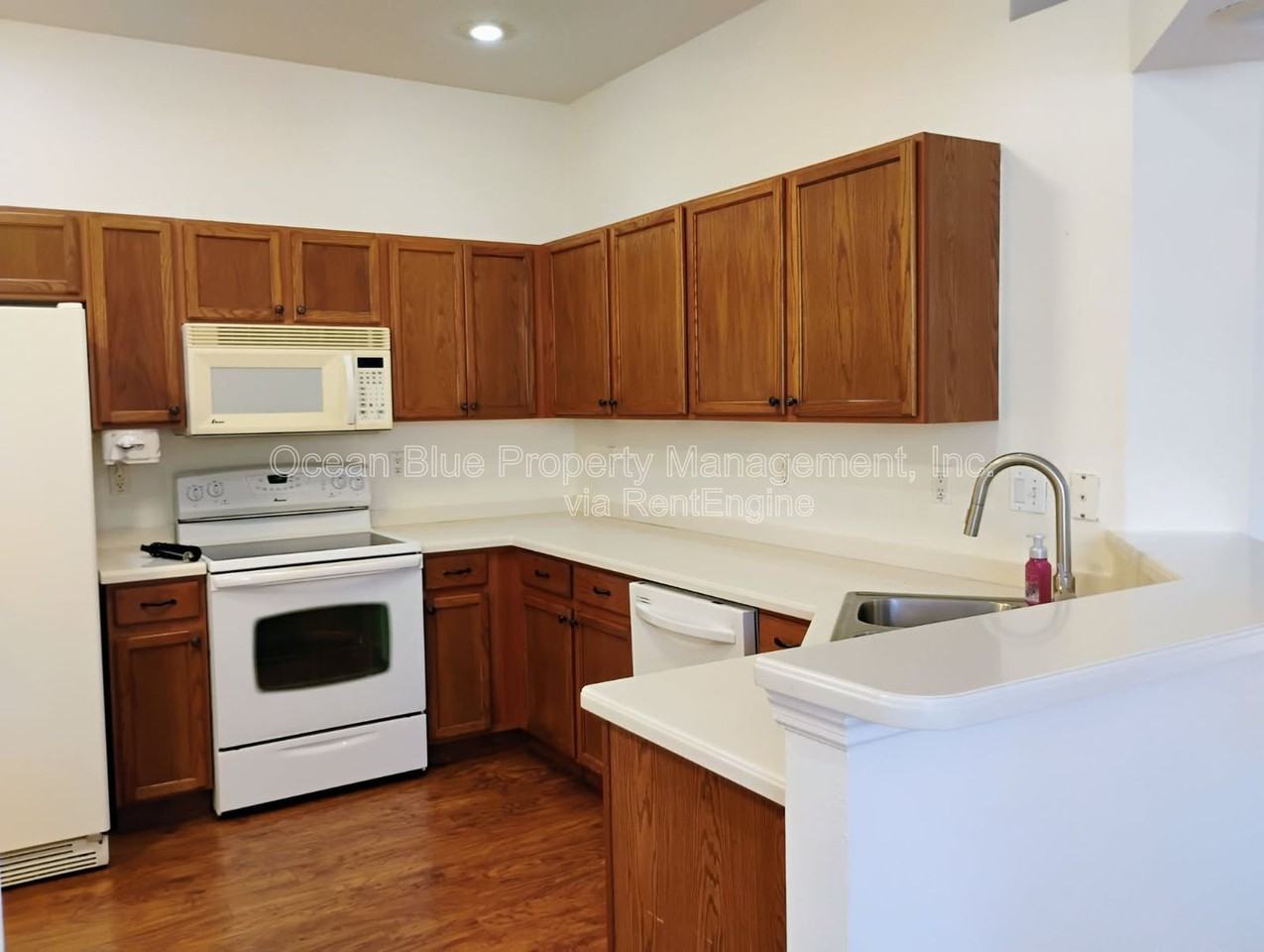 20716 Eustis Rd - Photo 6 of 10