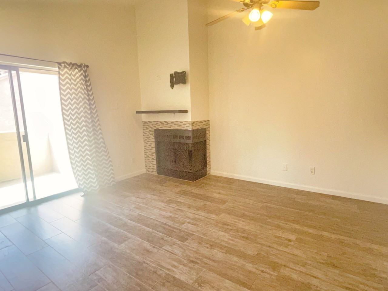 1065 W 1st St #204 - Photo 7 of 17