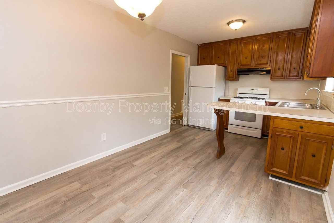 7205 Sterling Rd - Photo 6 of 23
