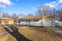 609 Se Florence Ave - Photo 1 of 1