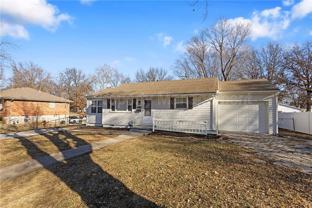 609 Se Florence Ave - Photo 1 of 1