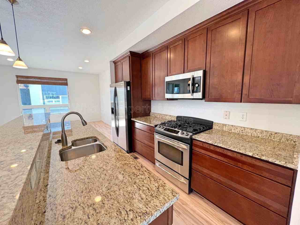 2488 Decatur St - Photo 7 of 30