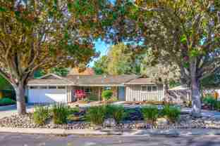 130 S Avalon Dr - Photo 1 of 1