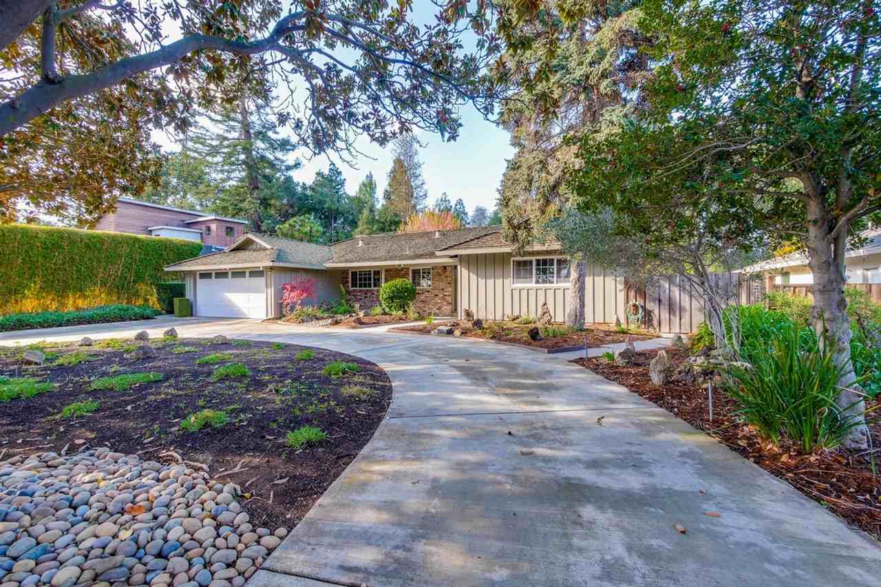 130 S Avalon Dr - Photo 4 of 50