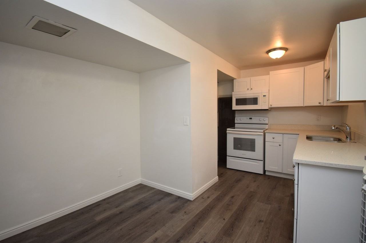 4277-4279 S 1350 E - Photo 3 of 17