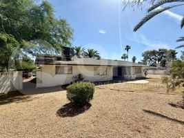 featured image of 2238 E Montebello Ave