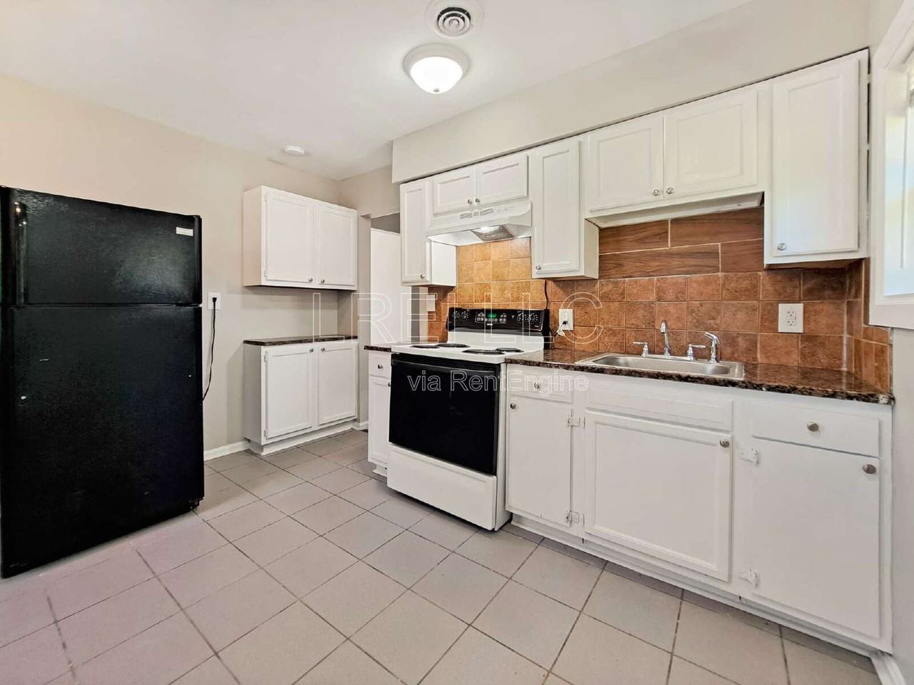 3219 Wilkie Rd - Photo 4 of 13