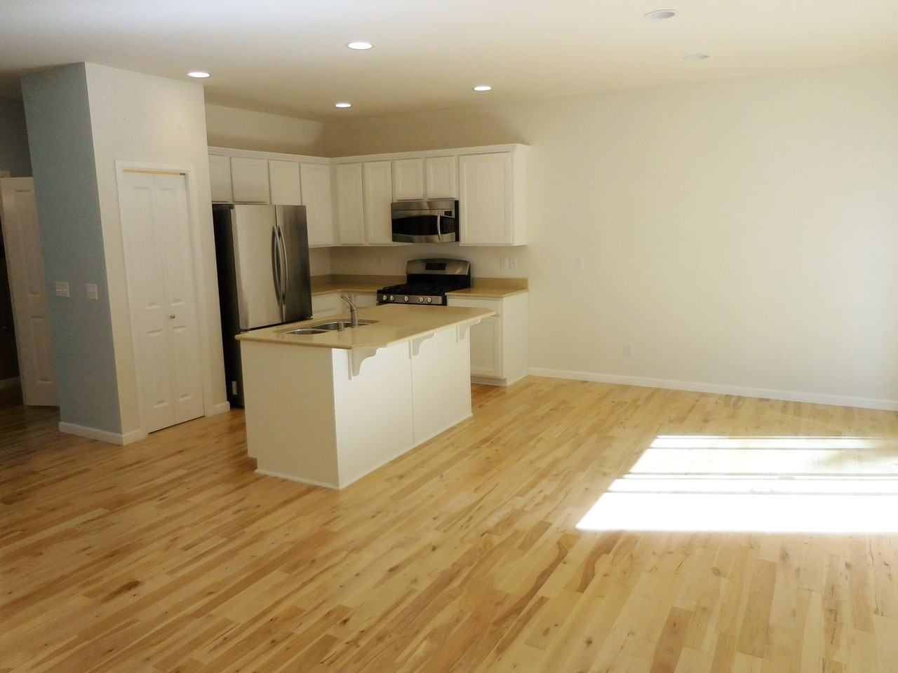 3024 183rd Pl Se - Photo 5 of 16