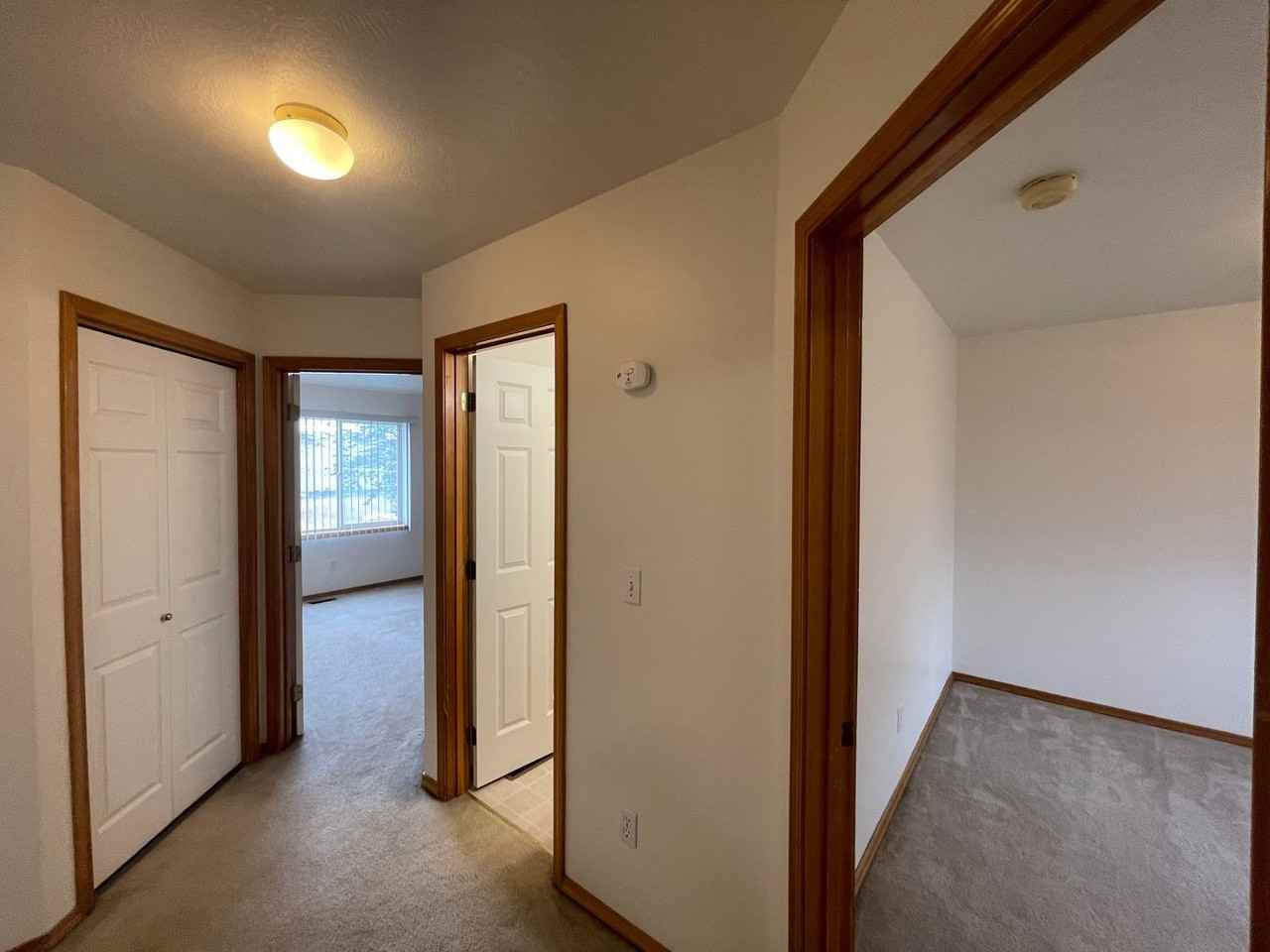 3115 E 44th Ave - Photo 5 of 14