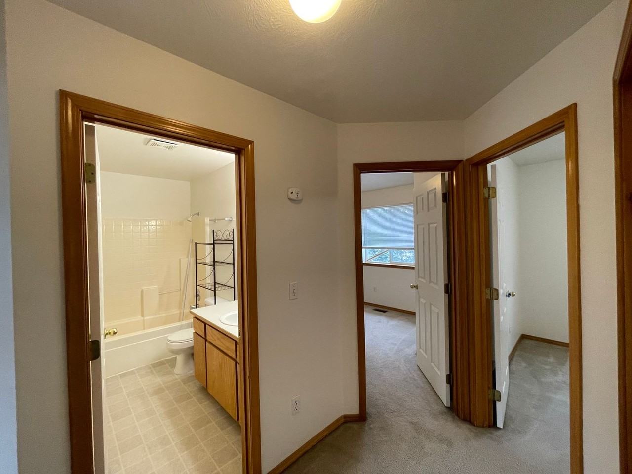 3115 E 44th Ave - Photo 6 of 14