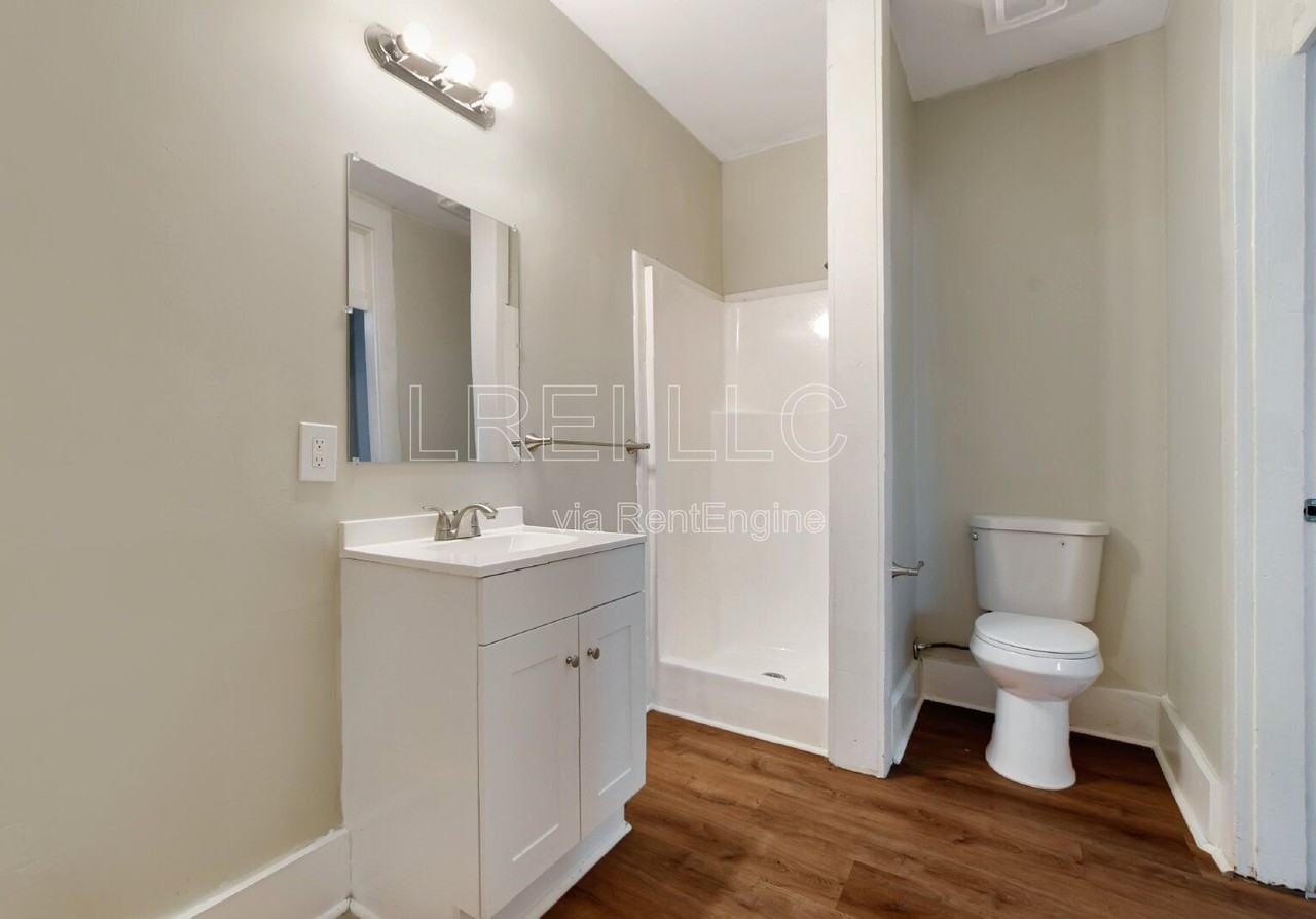 1705 1/2 Hale Ave - Photo 4 of 13
