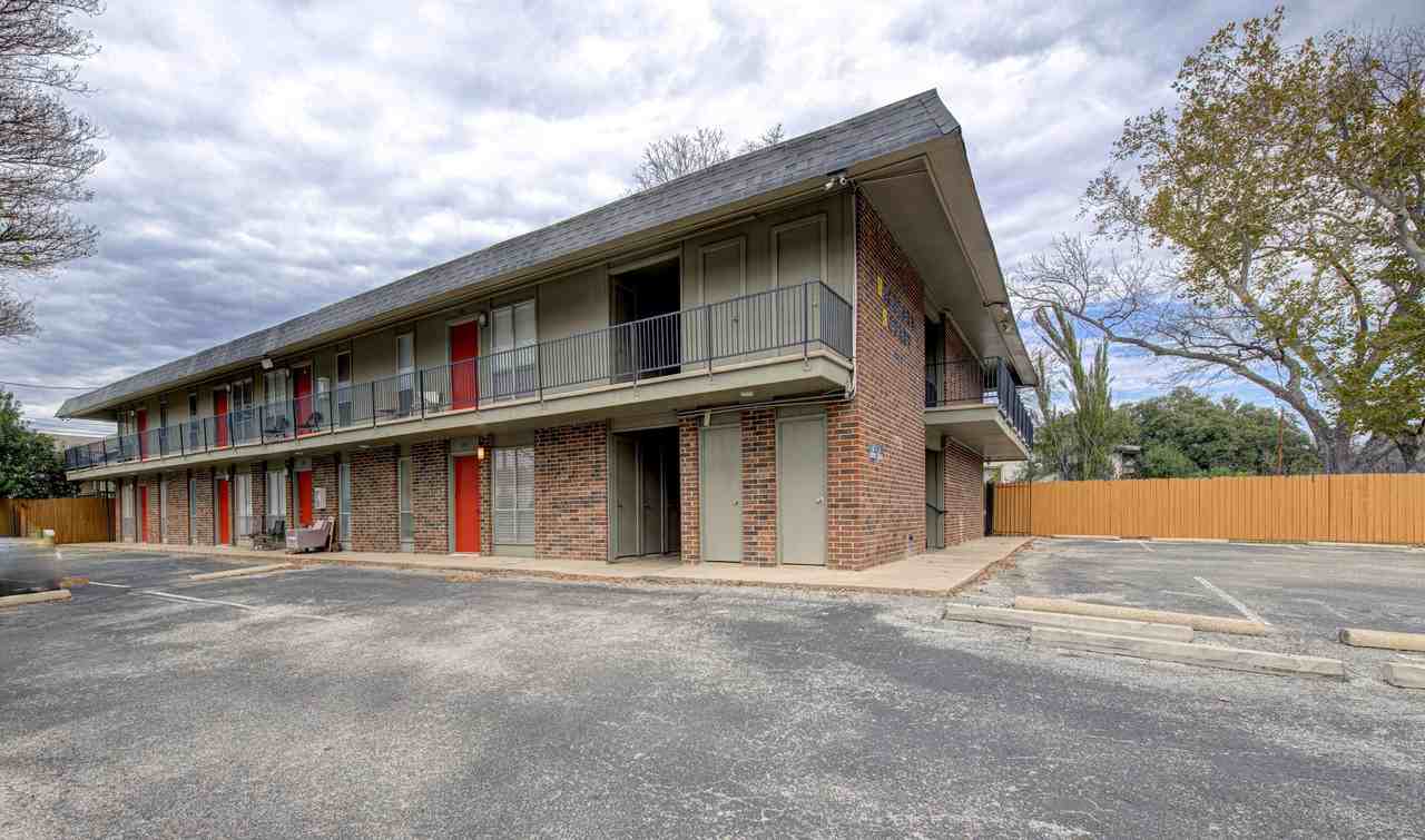 7000 Guadalupe Street - Photo 5 of 29