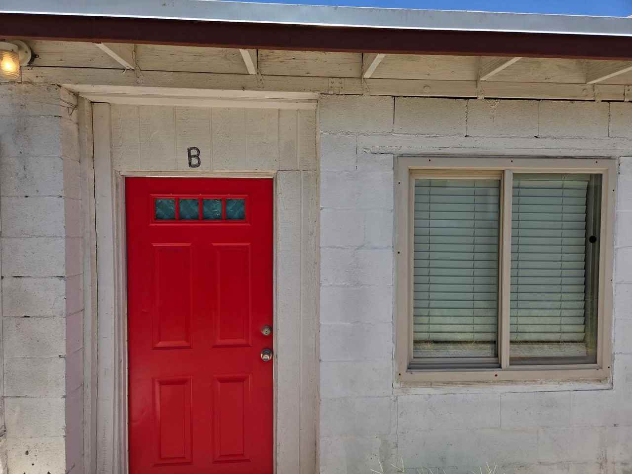 2336 N 11th St #B - Photo 2 of 19
