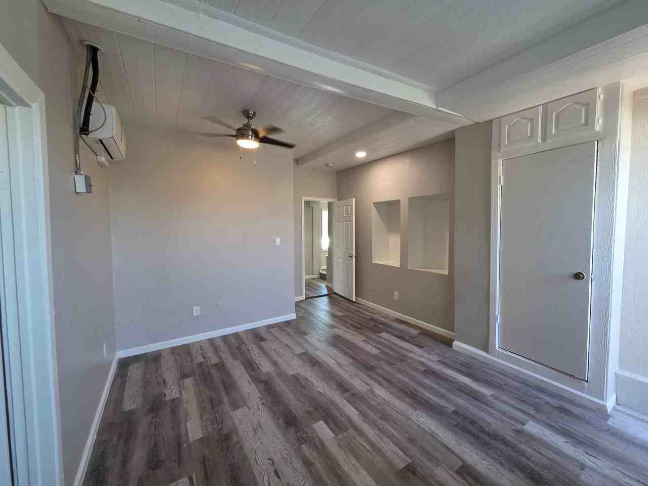 2336 N 11th St #B - Photo 7 of 19