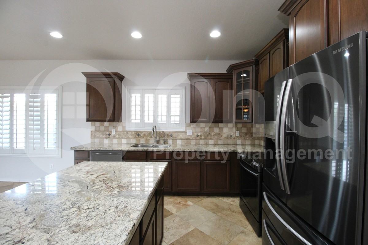 4360 E Austin Ln - Photo 2 of 27