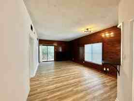210 SW 17th Street - Photo 1 of 1