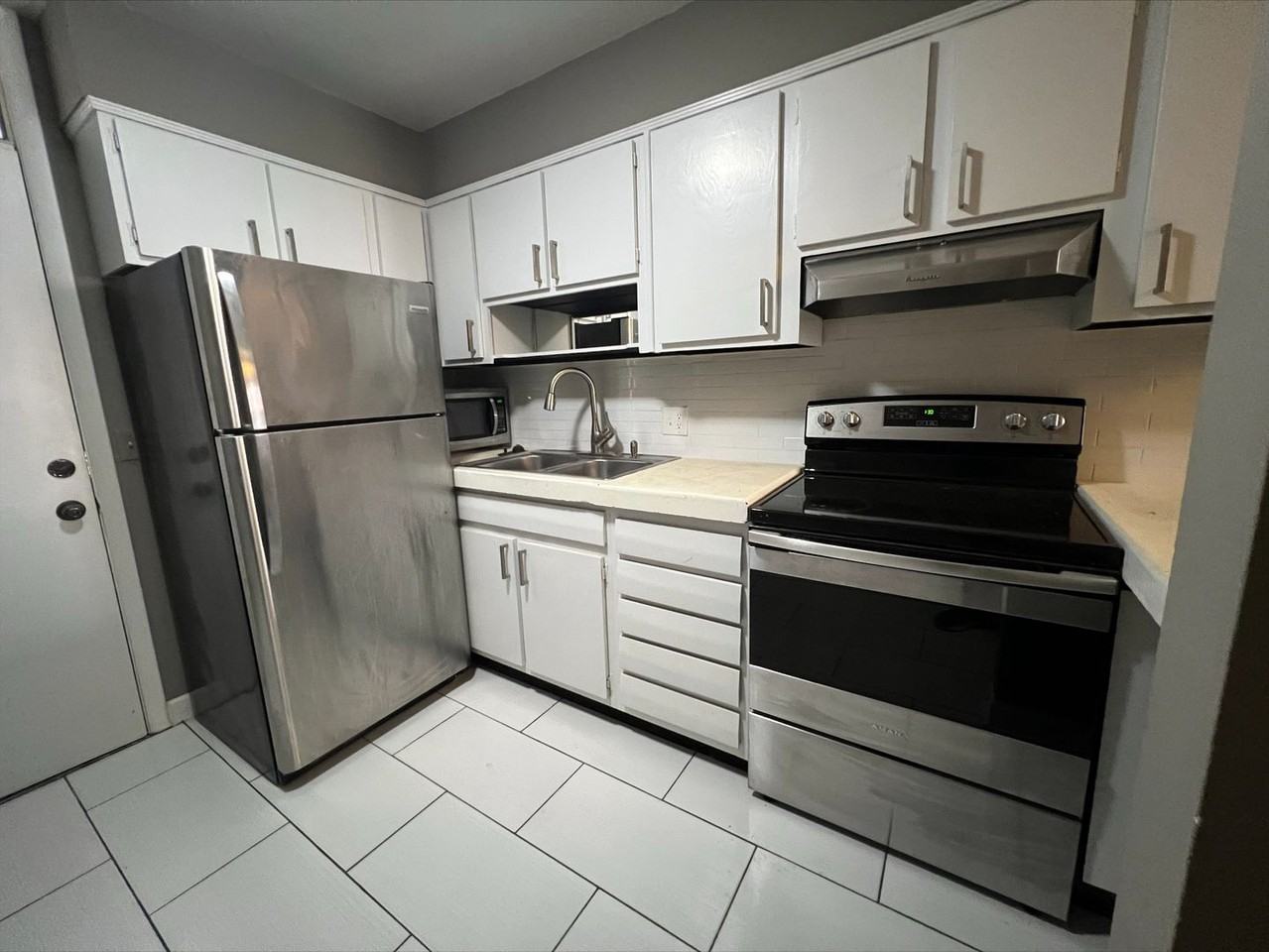 3831 W End Ave #23 - Photo 5 of 14