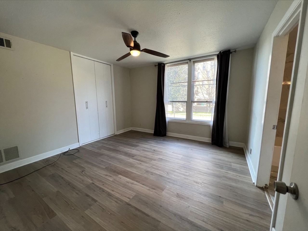 3831 W End Ave #23 - Photo 7 of 14