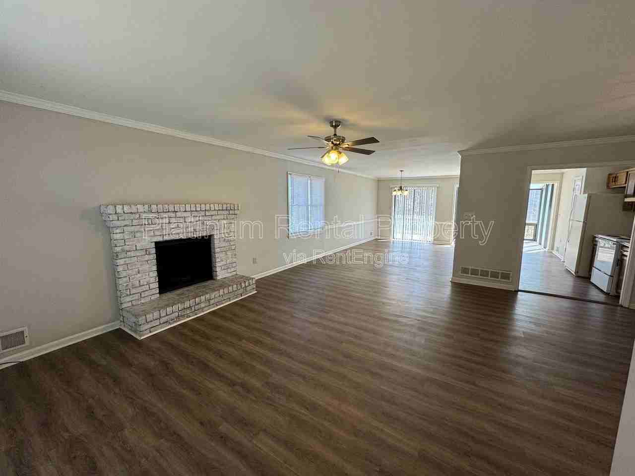 40 Briarwood Ct - Photo 4 of 26