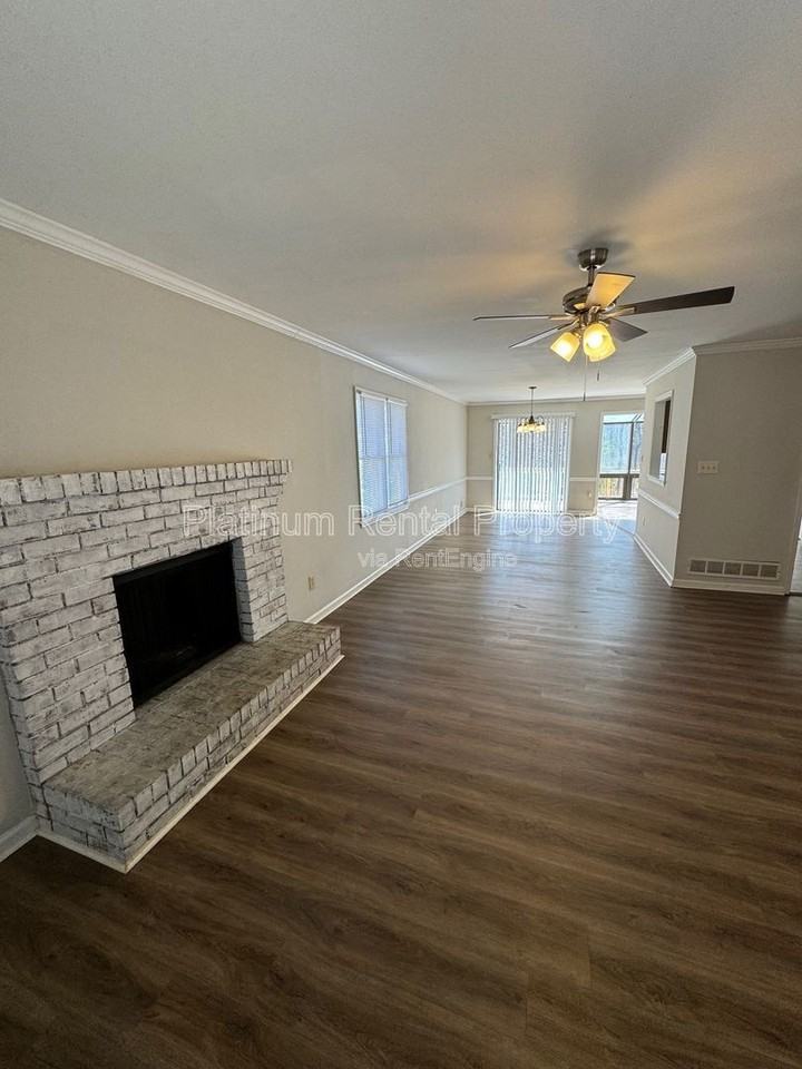 40 Briarwood Ct - Photo 5 of 26