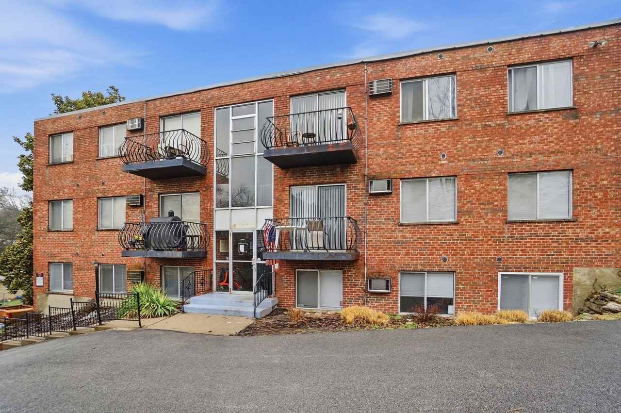808 Harris Ave - Photo 2 of 3