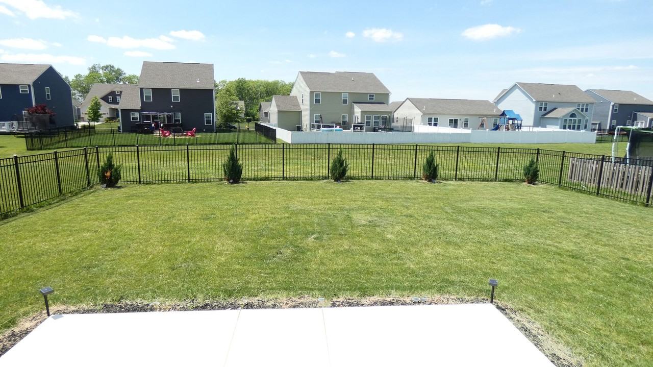 417 Sydney Dr - Photo 2 of 28