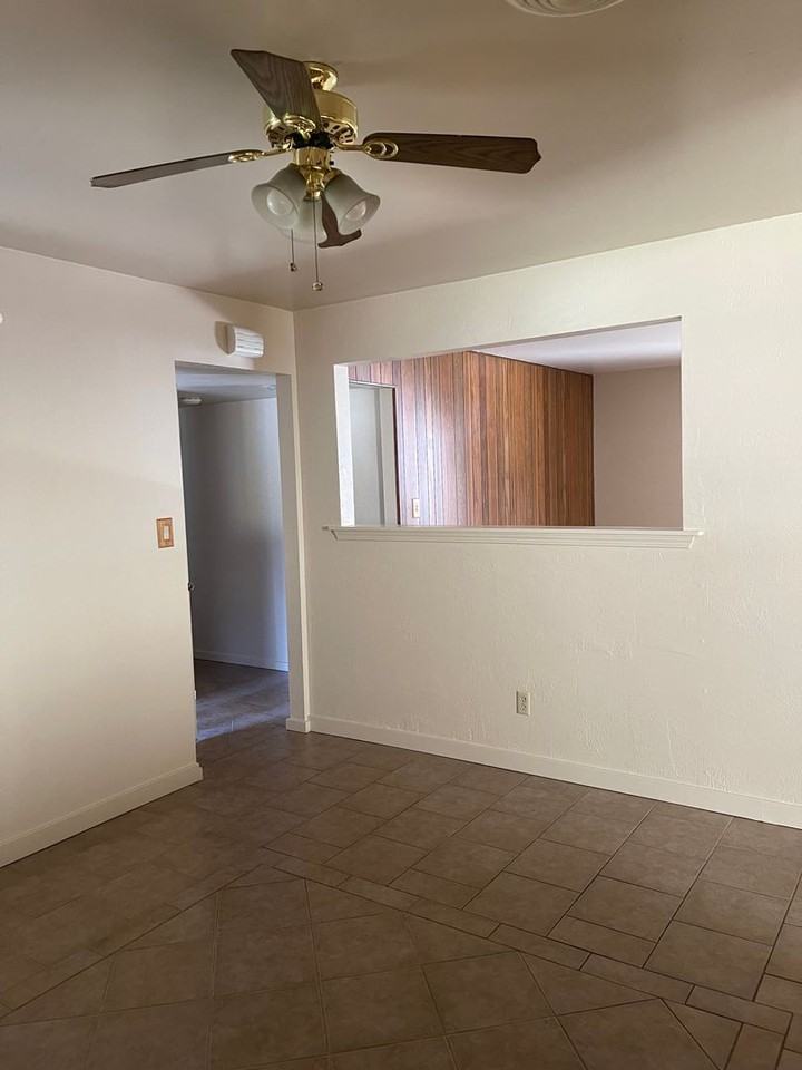 735 Christine Ave - Photo 3 of 26