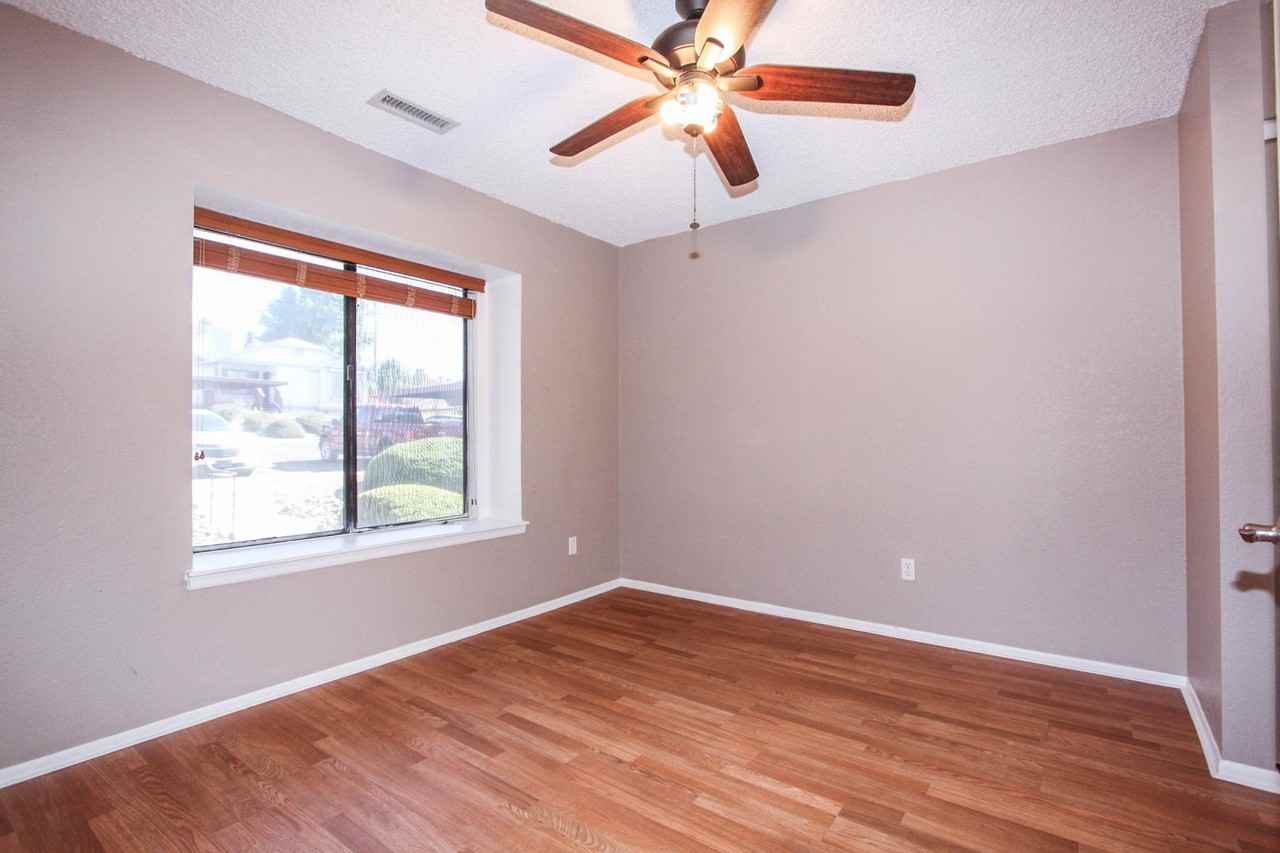 3070 Tetons Ct #11G - Photo 6 of 7