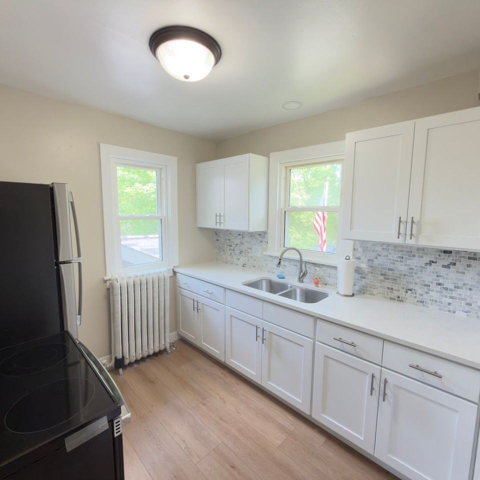 Upper - Photo 3 of 20
