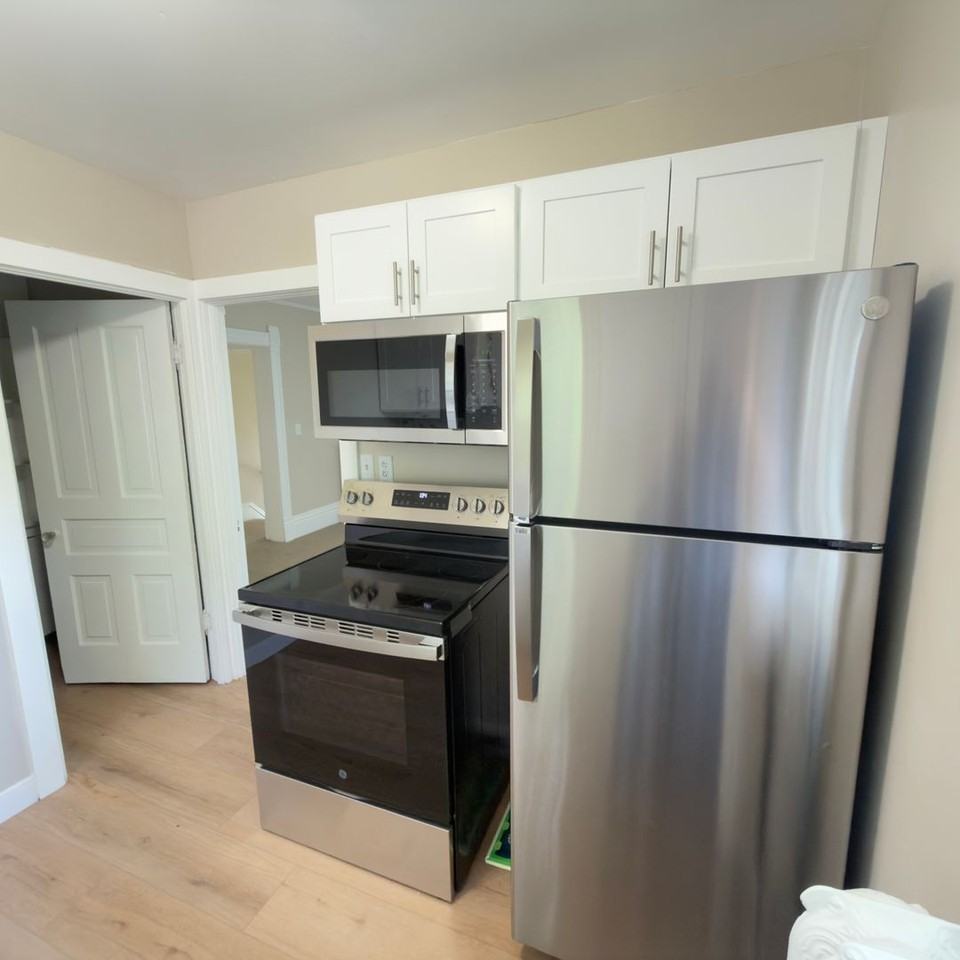 Upper - Photo 4 of 20