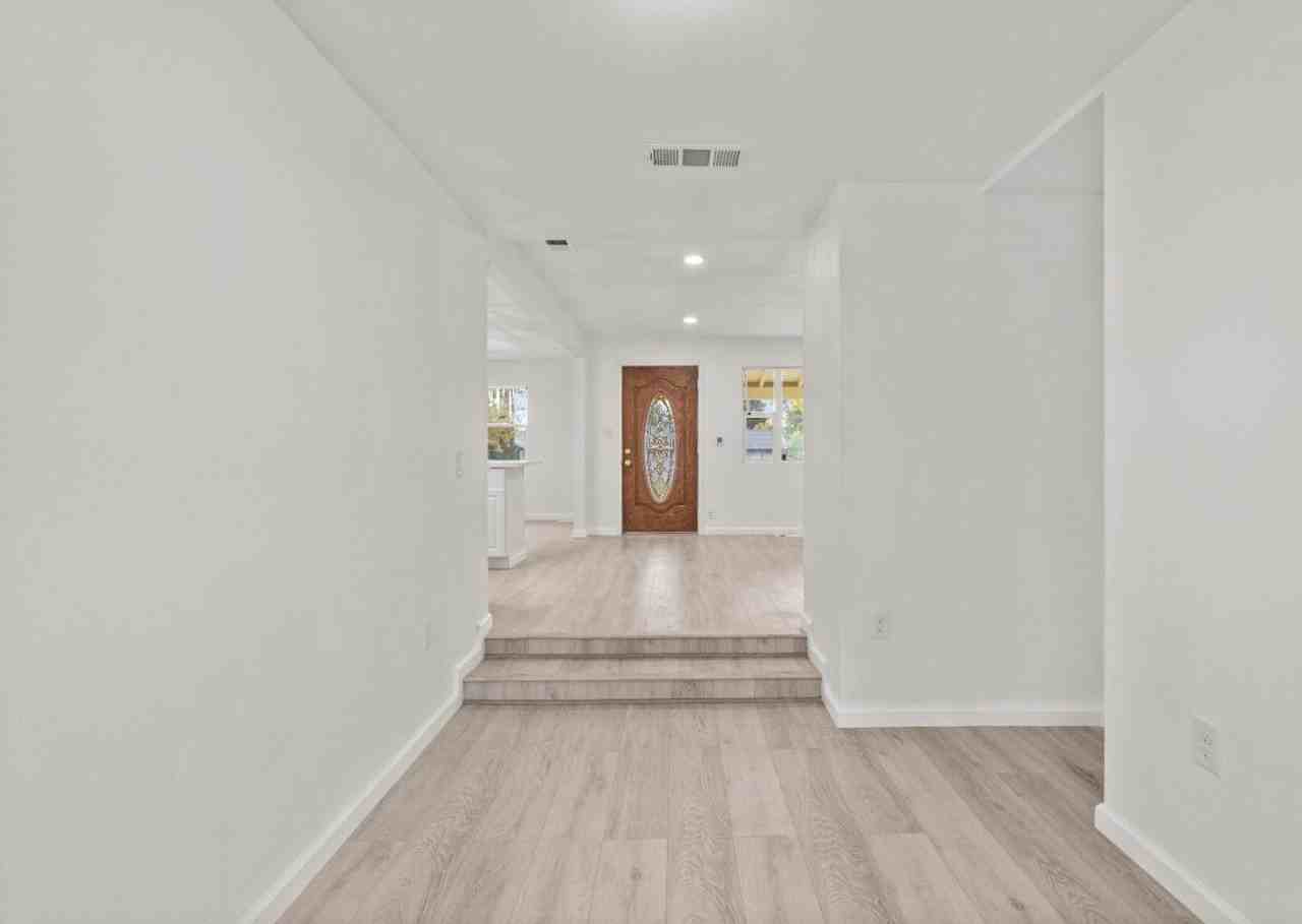 2391 Carlsbad Ave - Photo 7 of 12