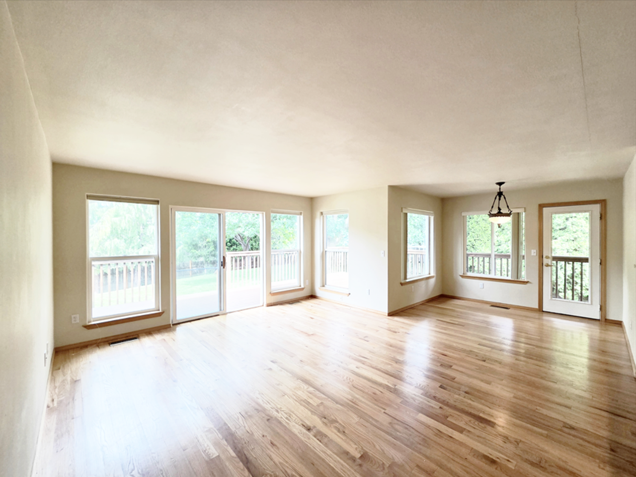 1812 Aspen Pl - Photo 4 of 41