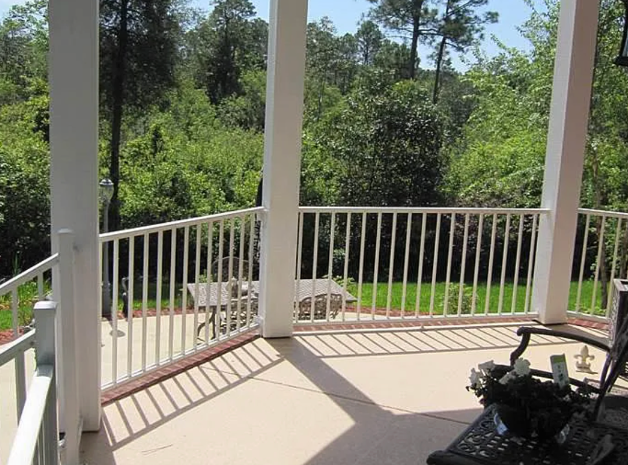 2610 Caldwell Cir - Photo 3 of 3