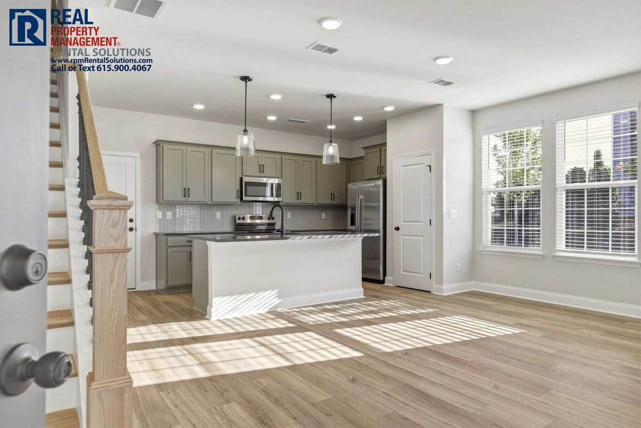 2718 Willowoak Trl #2904 - Photo 4 of 20