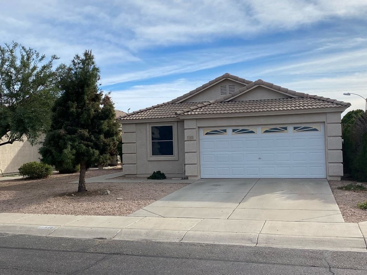 11425 W Pinehollow Dr - Photo 2 of 19