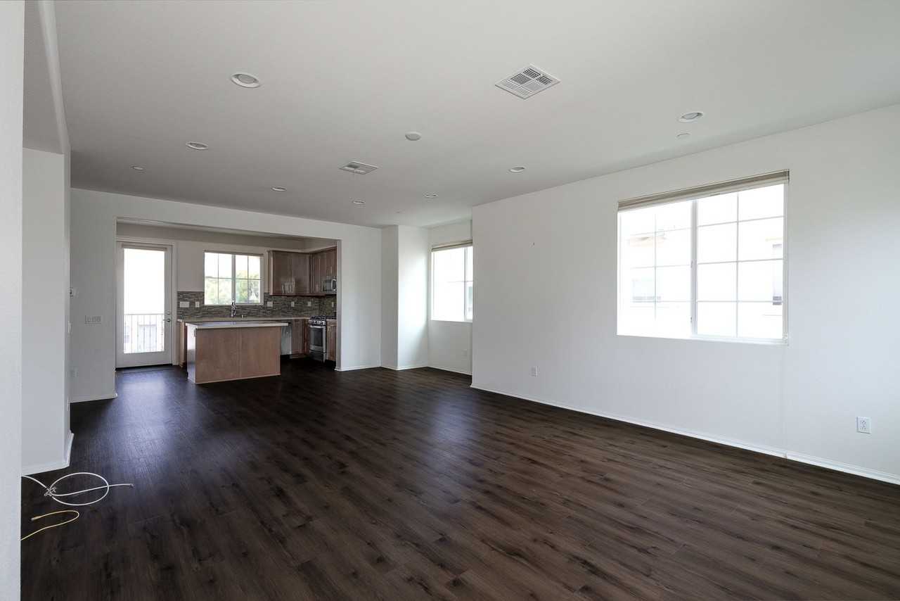 174 Prairie St - Photo 6 of 35