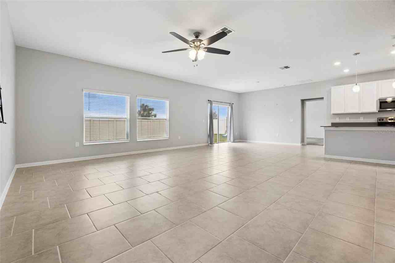 781 Taurus Ln - Photo 5 of 36