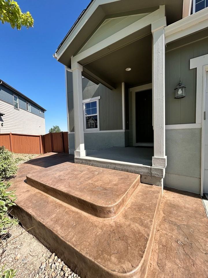 502 W 169th Pl - Photo 3 of 50