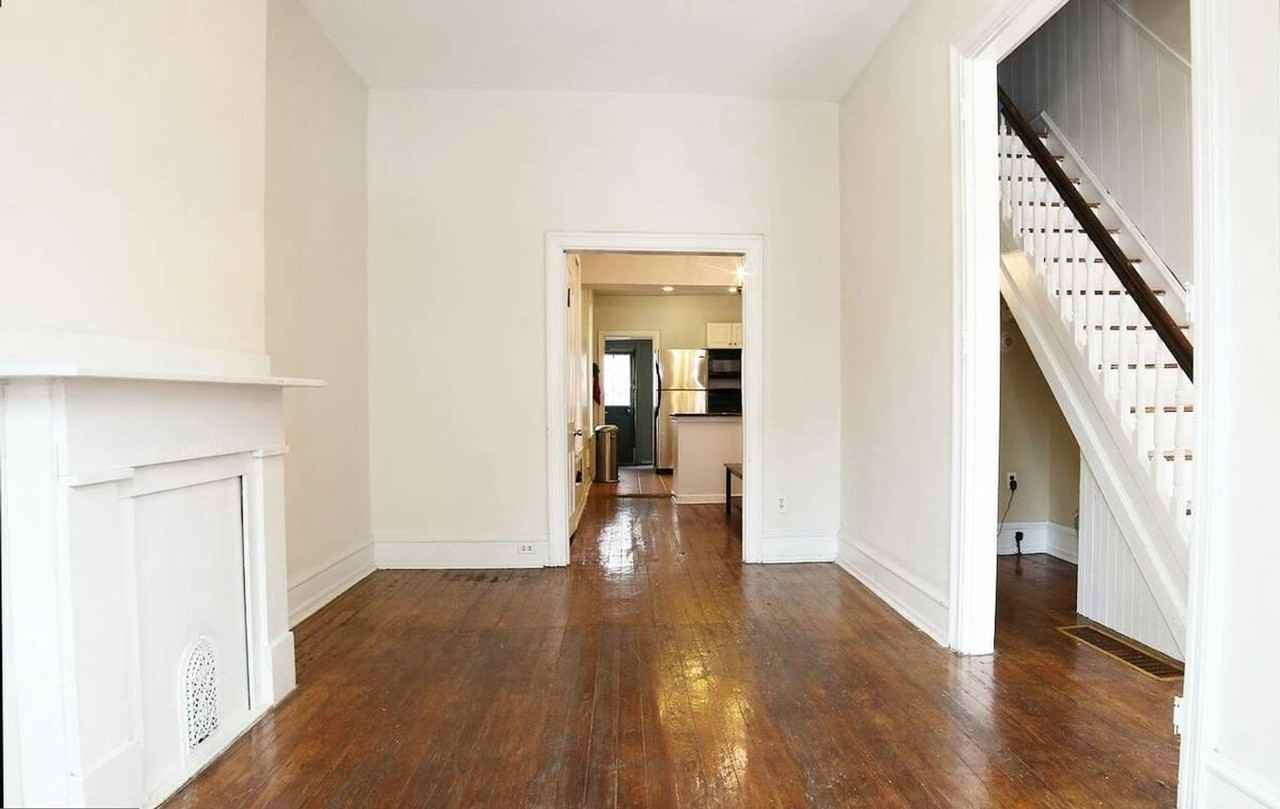 2503 Carpenter St - Photo 2 of 14