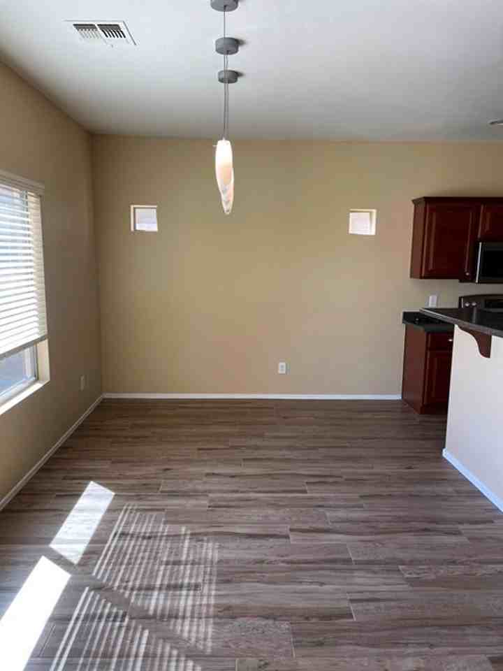 16561 N 175th Dr - Photo 3 of 20