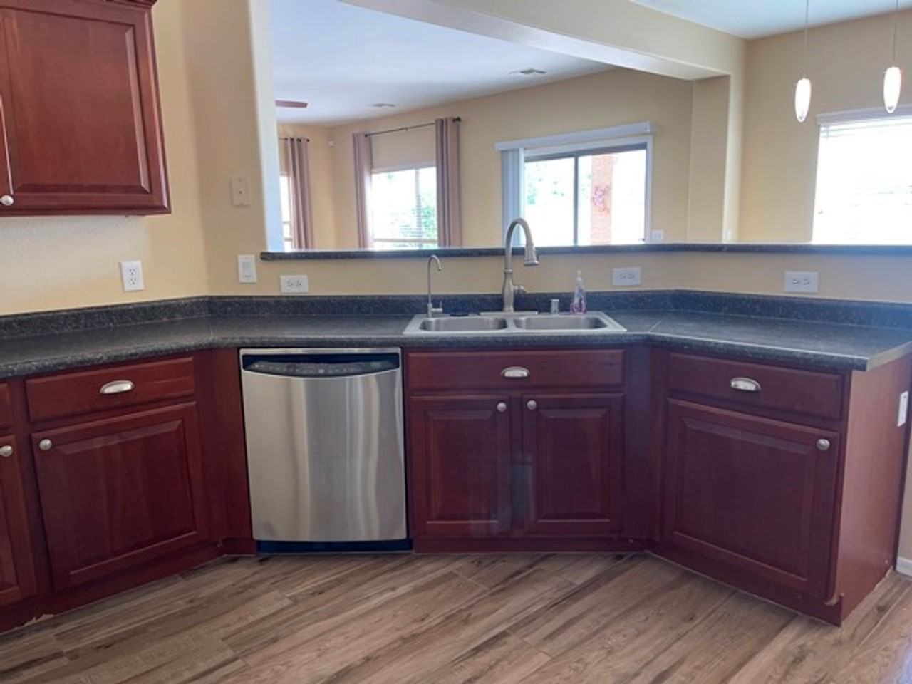 16561 N 175th Dr - Photo 6 of 20