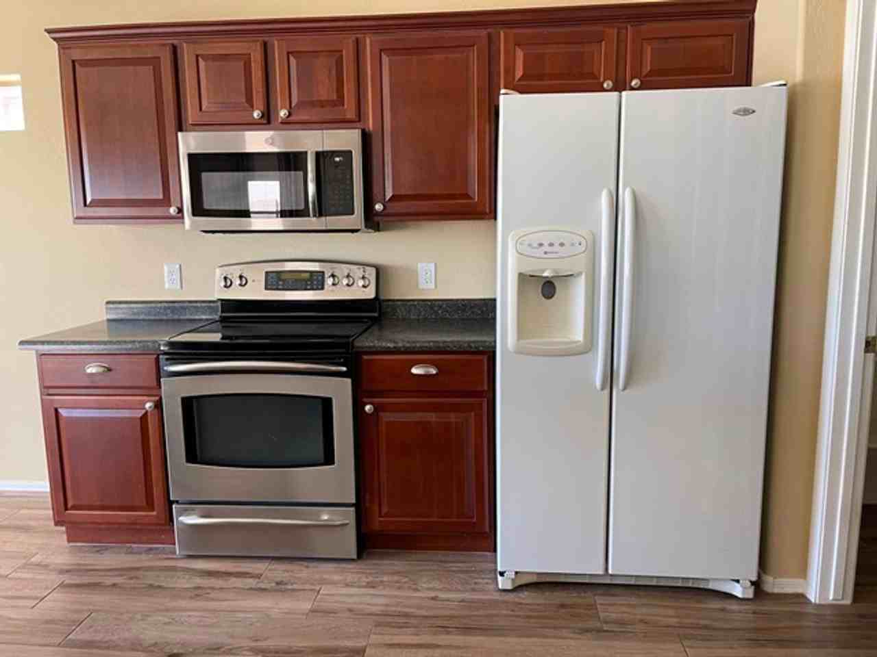 16561 N 175th Dr - Photo 7 of 20