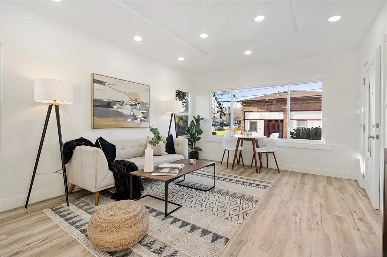 2810 55th Ave - Photo 5 of 28