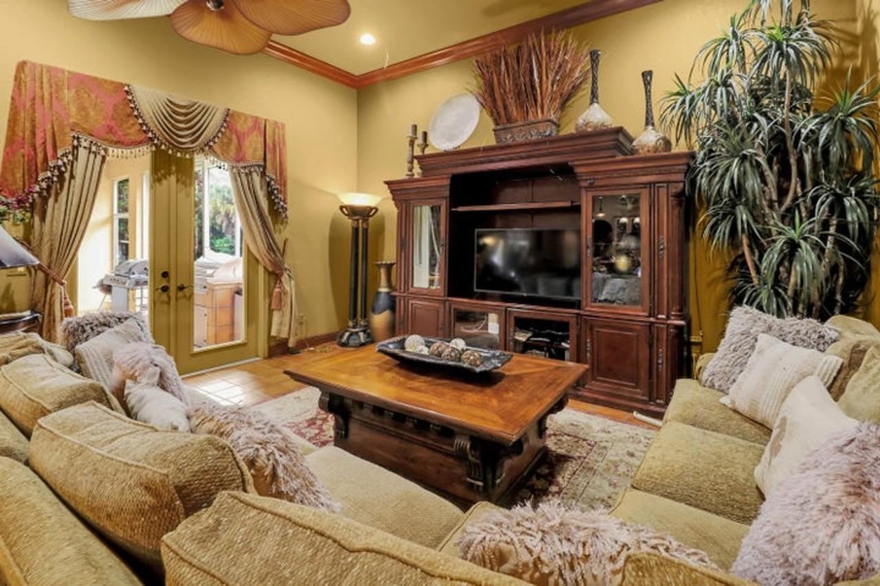 7086 Hall Blvd - Photo 7 of 15