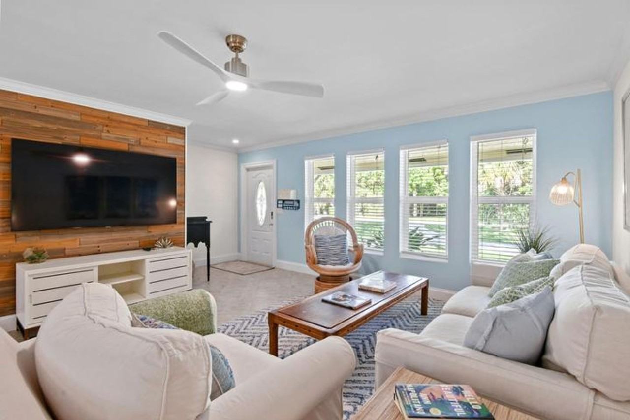 13074 23rd Ave N - Photo 5 of 16