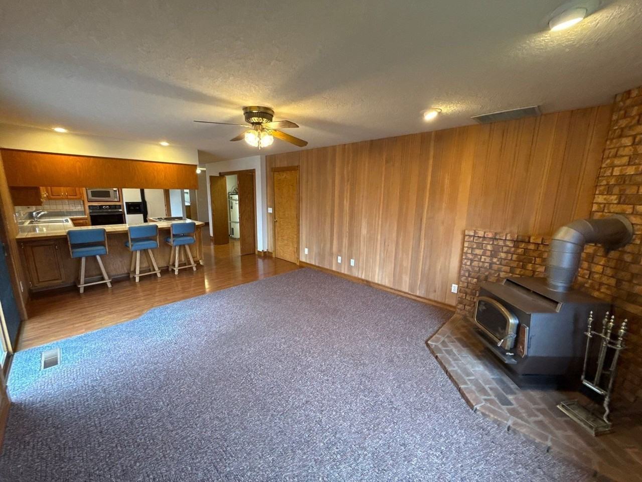 460 Se Conifer Pl - Photo 4 of 43