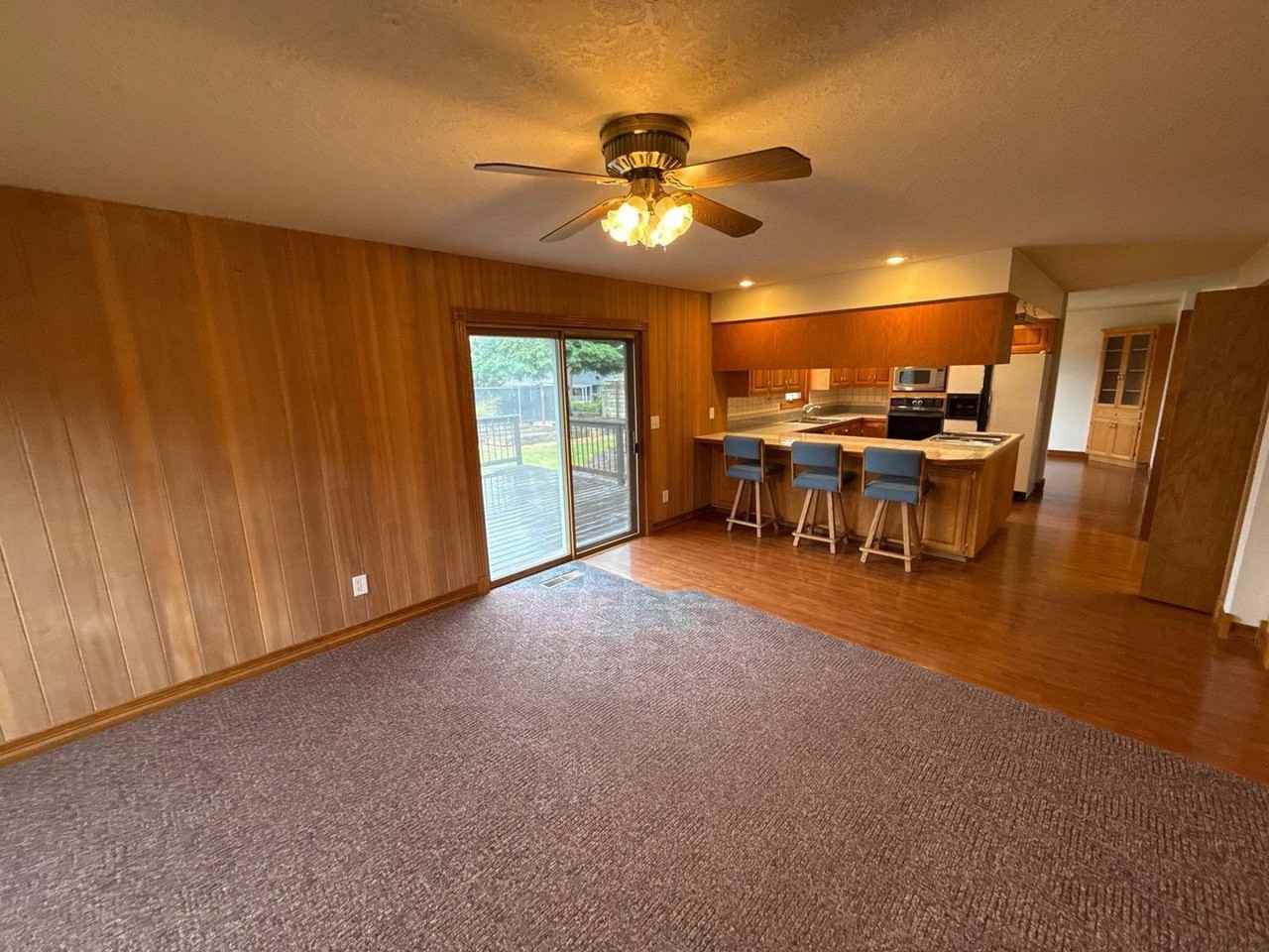 460 Se Conifer Pl - Photo 5 of 43