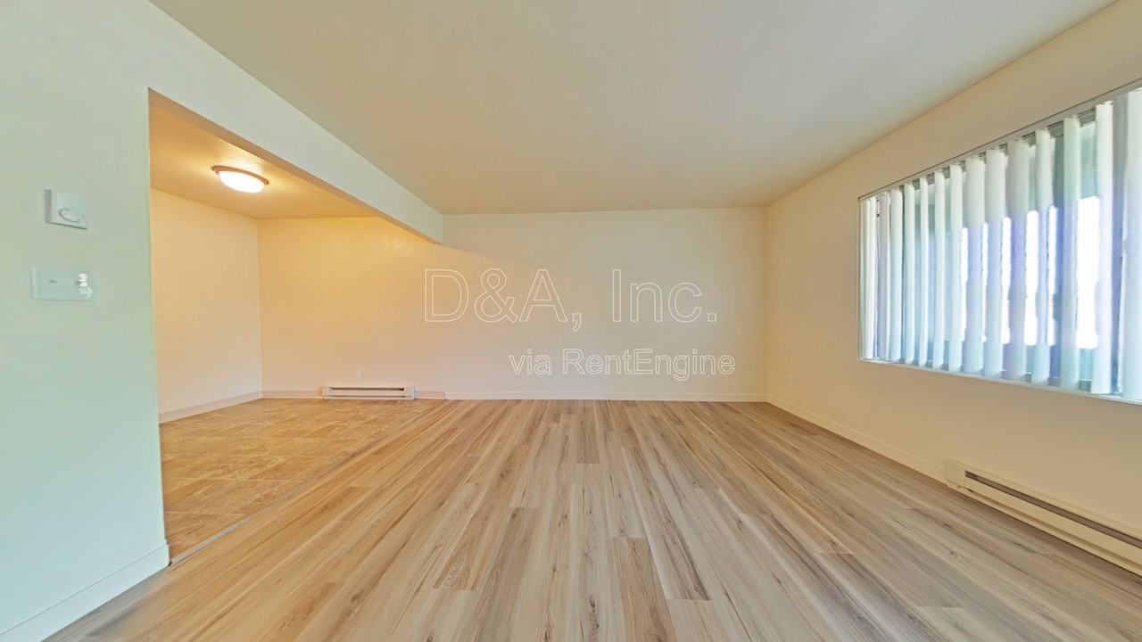 1140 Nw Fillmore Ave - Photo 2 of 11