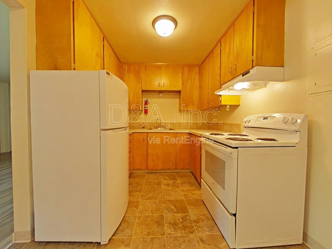 1140 Nw Fillmore Ave - Photo 4 of 11